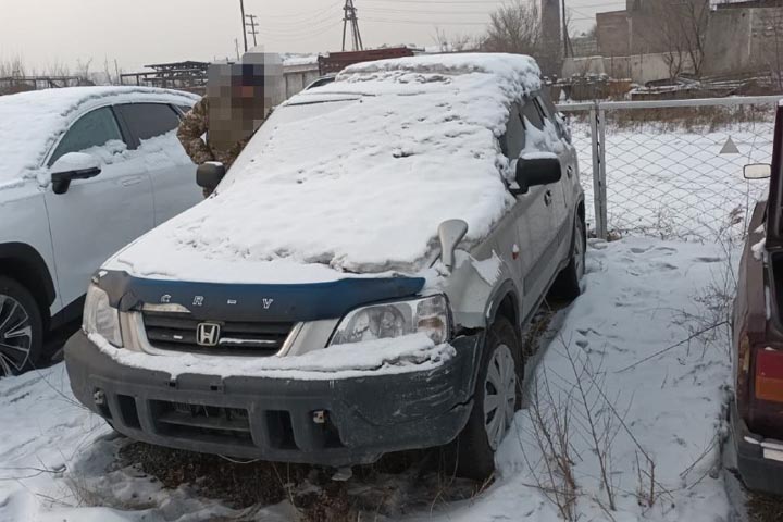 В Черногорске у многодетной матери отобрали автомобиль за пьяную езду 
